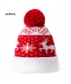 Gorro con pompón con motivos navideños